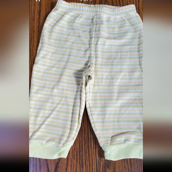 Gently Used Girls 6-9M Pants Trio - Picture 4 of 9